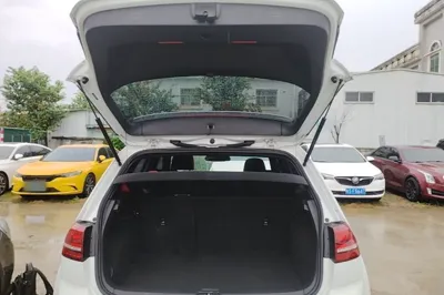 Volkswagen Golf GTI 2016, 41500 км, за 13734 USD - фото 22