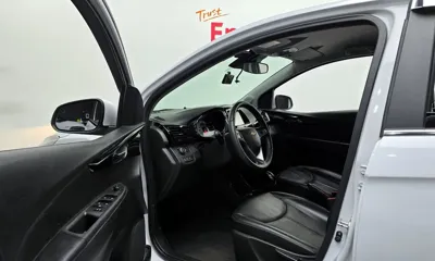 ChevroletGMDaewoo Spark 2017, 103359 км, за 3304.63 USD - фото 11