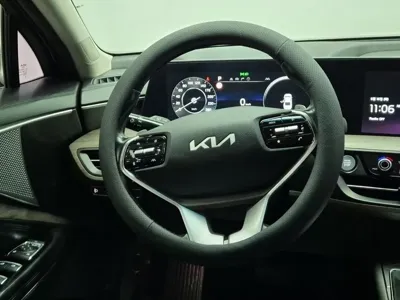 Kia K8 2022, 134630 км, за 10699.75 USD - фото 6