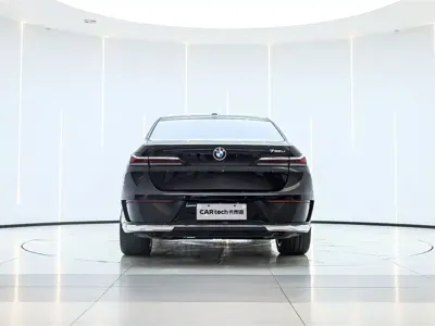 BMW 7 Series 2024, 34600 км, за 68862.7 USD