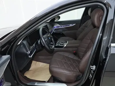 BMW 7 Series 2024, 34600 км, за 68862.7 USD - фото 17