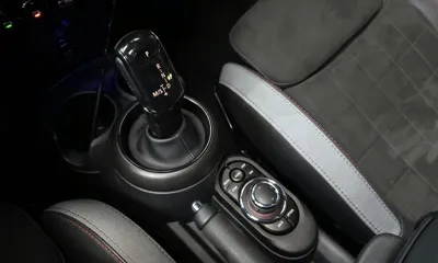 MINI Cooper 2022, 34820 км, за 18167.6 USD - фото 9