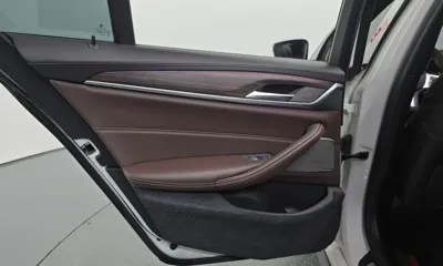 BMW 5-Series 2020, 82503 км, за 18175.91 USD - фото 25