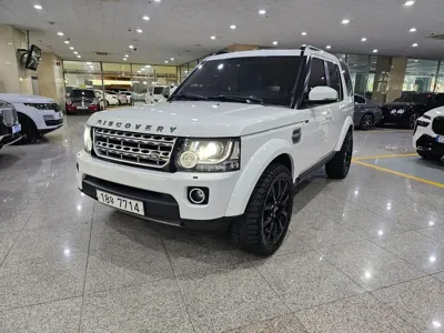 Land Rover Discovery · 2015 год