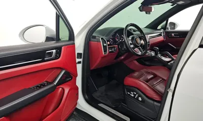 Porsche Cayenne 2021, 55052 км, за 53343.79 USD - фото 10
