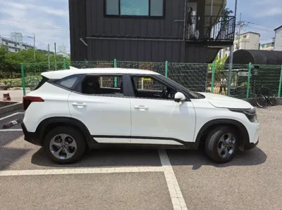 Kia Seltos 2024, 9314 км, за 16410.66 USD - фото 7