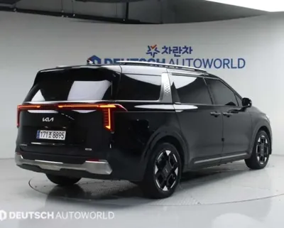 Kia Canival 2025, 32000 км, за 29383.07 USD