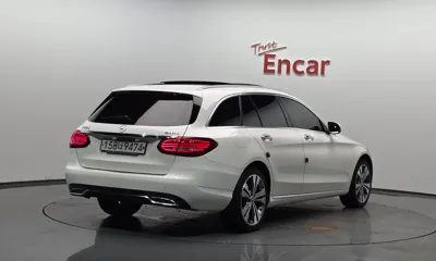 Mercedes-Benz C-Class 2016, 178883 км, за 7155.05 USD