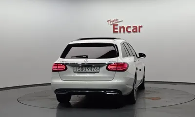Mercedes-Benz C-Class 2016, 178883 км, за 7155.05 USD