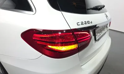 Mercedes-Benz C-Class 2016, 178883 км, за 7100.98 USD - фото 23
