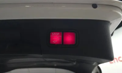 Mercedes-Benz C-Class 2016, 178883 км, за 7100.98 USD - фото 29