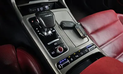 Kia Stinger 2018, 125826 км, за 9142.33 USD - фото 9