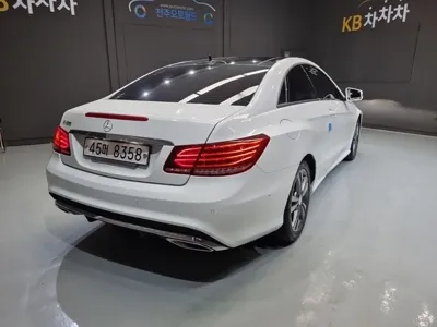 Mercedes-Benz E-Class 2014, 97300 км, за 6045.63 USD - фото 18