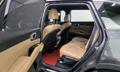 Kia Sorento 2024, 41713 км, за 25420.38 USD - фото 11