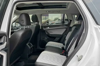 Volkswagen Tayron 2023, 30600 км, за 19325 USD - фото 10