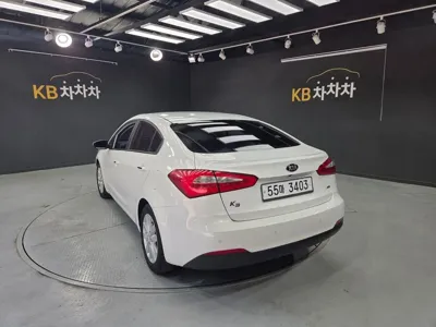 Kia K3 2013, 81344 км, за 3818.03 USD
