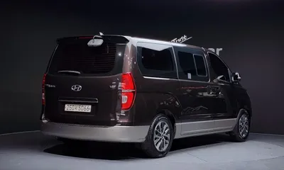 Hyundai Starex 2019, 132801 км, за 10901.88 USD