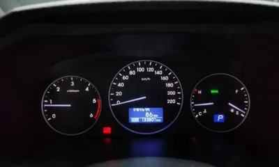 Hyundai Starex 2019, 132801 км, за 10901.88 USD - фото 8