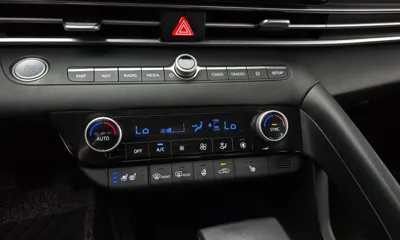 Hyundai Avante 2021, 42174 км, за 9576.55 USD - фото 17