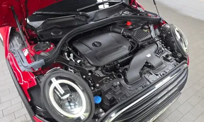 MINI Clubman 2023, 44489 км, за 18461.93 USD - фото 6