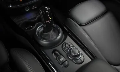 MINI Clubman 2023, 44489 км, за 18461.93 USD - фото 9