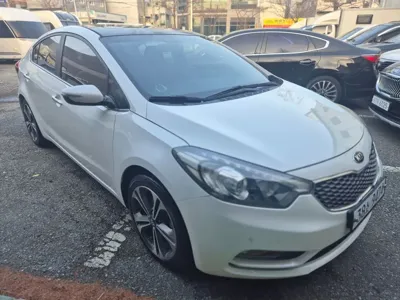 Kia K3 2013, 170000 км, за 2953.92 USD