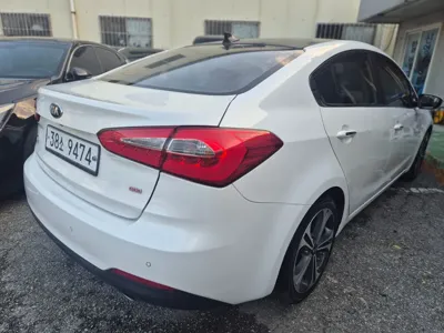 Kia K3 2013, 170000 км, за 2953.92 USD