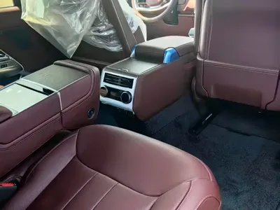 Land Rover Range Rover 0, 100 км, за 251955.74 USD