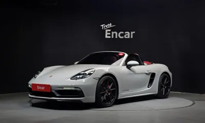 Porsche 718 · 2024 год