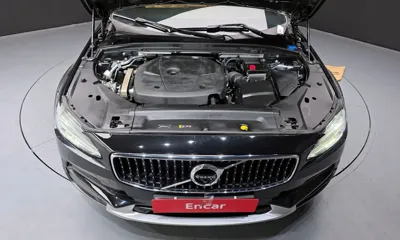 Volvo V90 2020, 148261 км, за 15394.78 USD - фото 6