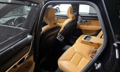 Volvo V90 2020, 148261 км, за 15394.78 USD - фото 11