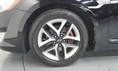 Kia K7 2011, 118522 км, за 2576.81 USD