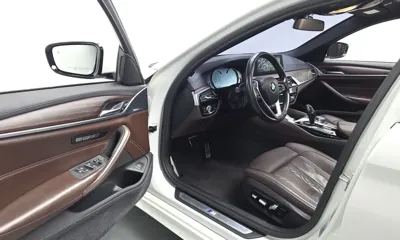 BMW 5-Series 2017, 78073 км, за 17657.87 USD - фото 10