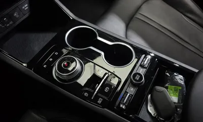 Kia K5 2024, 37983 км, за 20737.17 USD - фото 9