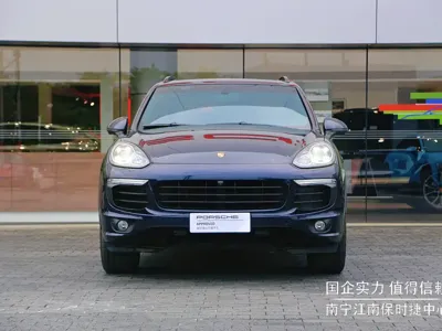 Porsche Cayenne Hybrid 2016, 117000 км, за 26191.37 USD