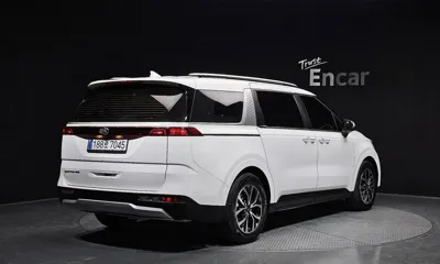 Kia Canival 2021, 54792 км, за 16518 USD