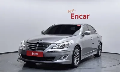 Hyundai Genesis · 2013 год