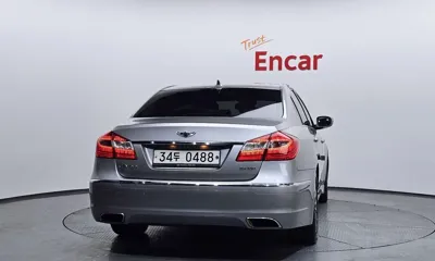 Hyundai Genesis 2013, 168785 км, за 2708.95 USD