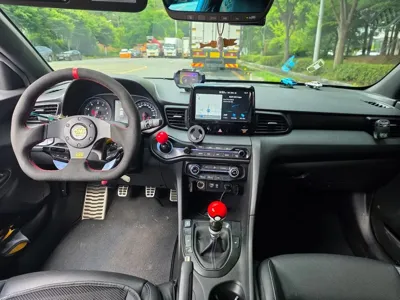 Hyundai Veloster 2019, 80000 км, за 9425.99 USD - фото 7