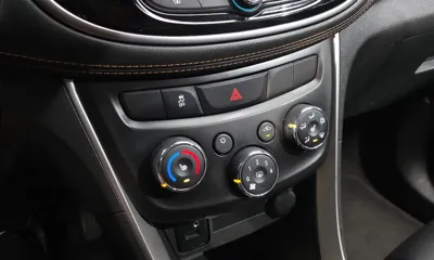 ChevroletGMDaewoo Trax 2019, 32666 км, за 6043.09 USD - фото 17