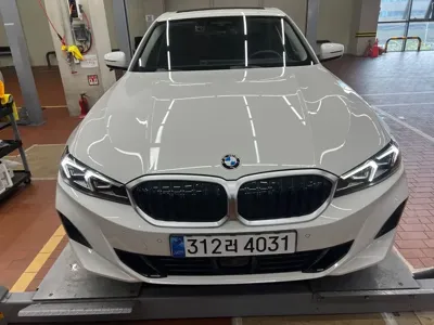 BMW 3-Series 2025, 6175 км, за 27569.91 USD