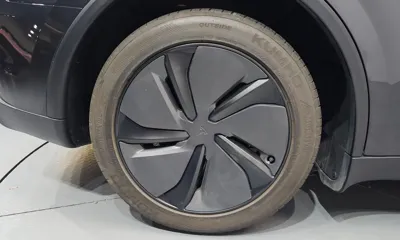 Tesla Model Y 2025, 19184 км, за 33550.51 USD - фото 21