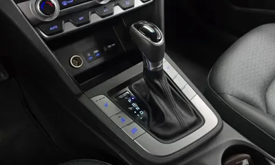 Hyundai Avante 2019, 111188 км, за 6508.15 USD - фото 9