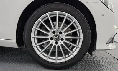 Mercedes-Benz E-Class 2021, 102592 км, за 21737.69 USD