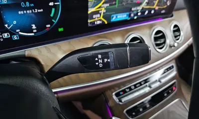 Mercedes-Benz E-Class 2021, 102592 км, за 21737.69 USD - фото 9