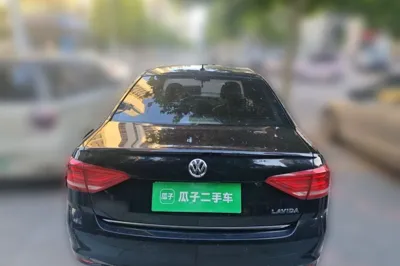Volkswagen Lavida 2017, 154800 км, за 5633 USD