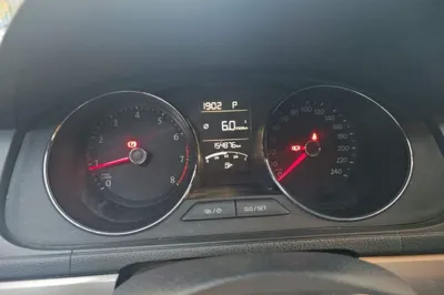 Volkswagen Lavida 2017, 154800 км, за 5633 USD - фото 11