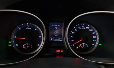Hyundai Santafe 2015, 135103 км, за 5980.63 USD - фото 8