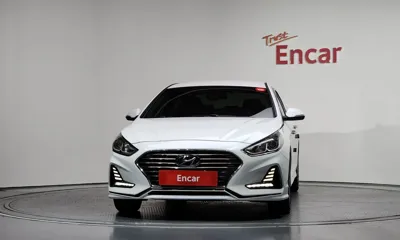 Hyundai Sonata 2018, 138925 км, за 6695.7 USD