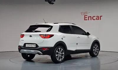 Kia Stonic 2018, 65013 км, за 7491.86 USD